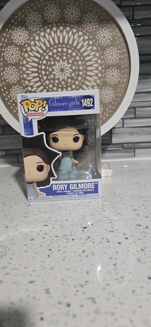 Funko Pop! Television: Gilmore Girls - Rory Gilmore #1492 (25th Anniversary)